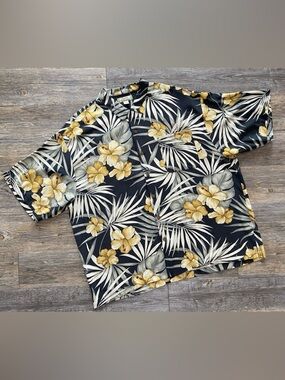 VTG Tommy Bahama 100% Silk Hawaiian Black Floral Tropical Print Shirt Mens XXL